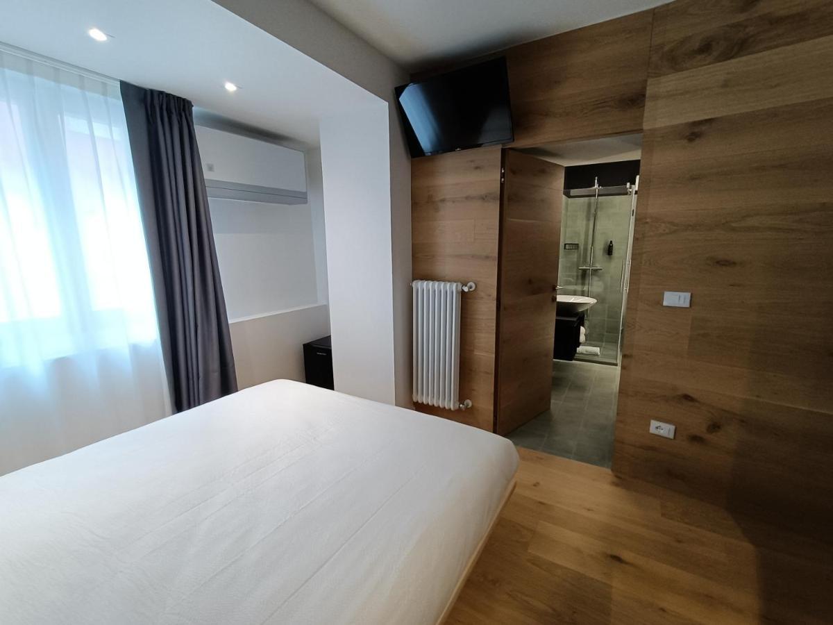 Le Meridiane City Rooms In Trento Luaran gambar