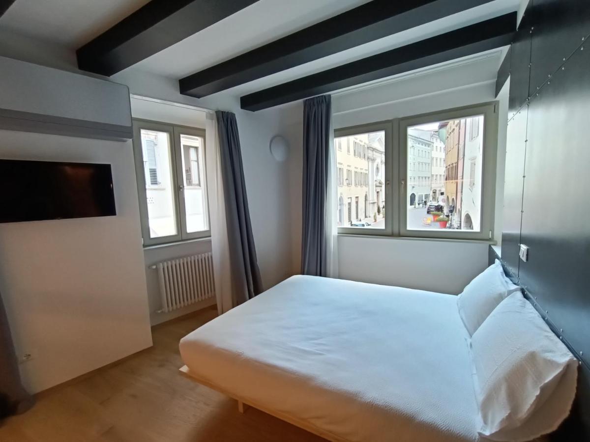 Le Meridiane City Rooms In Trento Luaran gambar